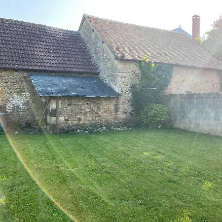 Maison De Village Avec Jardin, Parc Privé Et Box Fibre, Animaux Bienvenus, à 15 Min Du Mans - Fr-1-410-333 * Mézières-sous-Lavardin