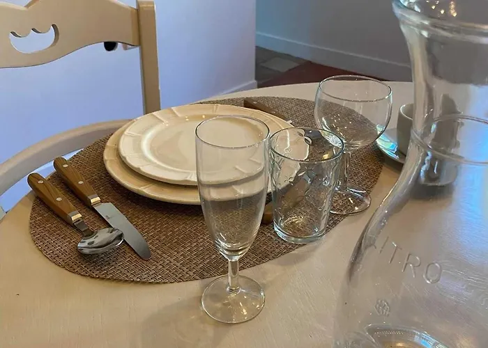 Maison De Village Avec Jardin, Parc Prive Et Box Fibre, Animaux Bienvenus, A 15 Min Du Mans - Fr-1-410-333 *