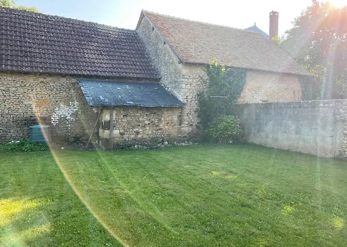 Maison De Village Avec Jardin, Parc Prive Et Box Fibre, Animaux Bienvenus, A 15 Min Du Mans - Fr-1-410-333 * Mézières-sous-Lavardin