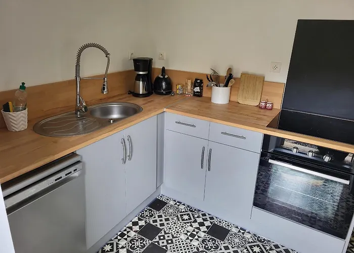 Prázdninový dům Maison De Village Avec Jardin, Parc Prive Et Box Fibre, Animaux Bienvenus, A 15 Min Du Mans - Fr-1-410-333